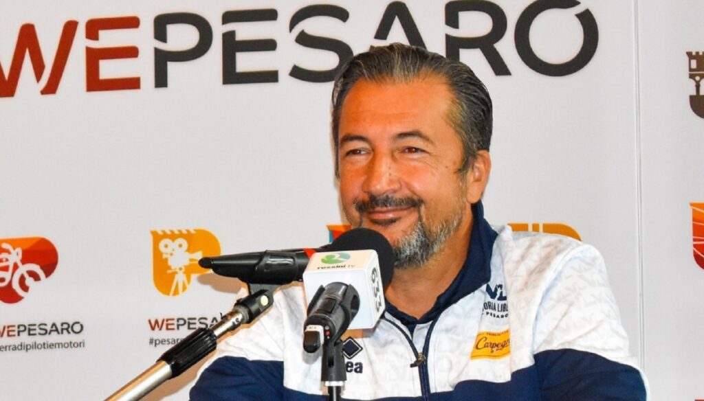 Basket-ball : Luca Banchi parle de son avenir, Pesaro est anxieux