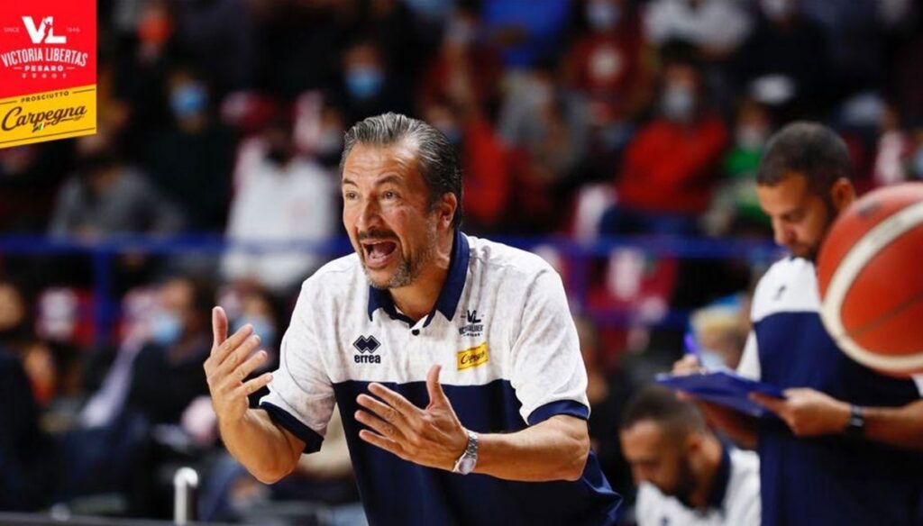 Luca Banchi candide sur les perspectives du match 3 contre Virtus Bologna