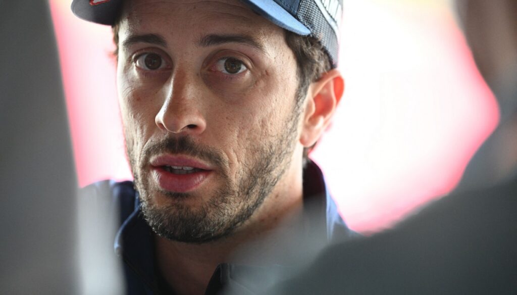 Yamaha, Andrea Dovizioso ne cache pas sa déception et descend à plat.
