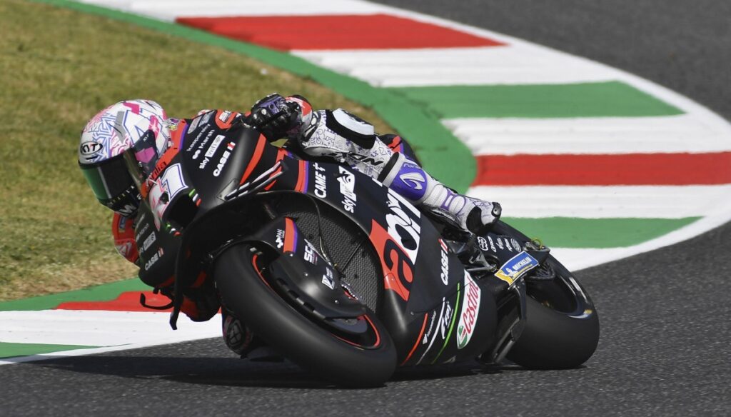 Essais libres MotoGp au Mugello : Aleix Espargaró devant cinq Ducatis, Marquez derrière.
