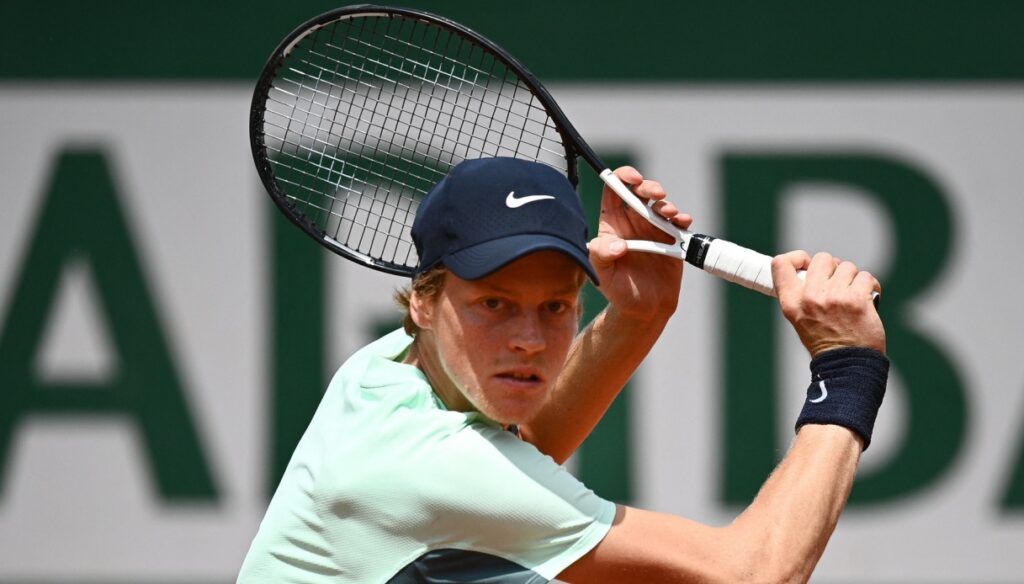 Mats Wilander met en garde Jannik Sinner et exalte Lorenzo Musetti