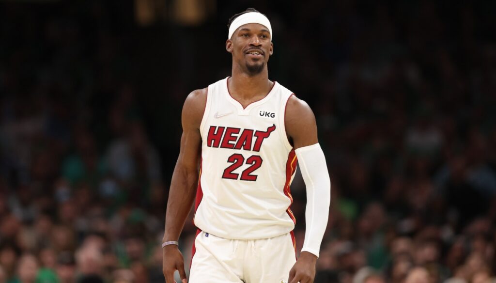 Playoffs NBA, un Jimmy Butler légendaire entraîne Miami dans le septième match