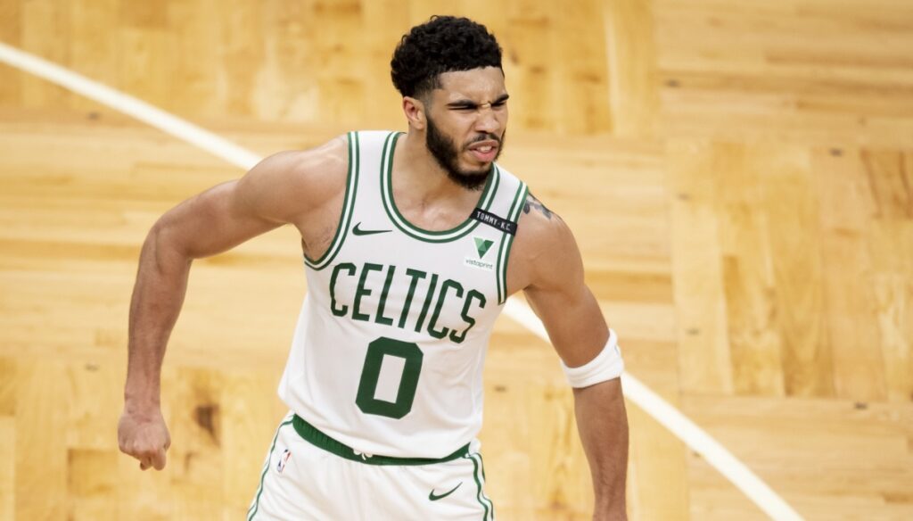 NBA : Boston gagne en fin de période : Jayson Tatum le décide