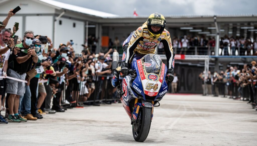 Toprak Razgatlioglu comme Marc Marquez et Casey Stoner