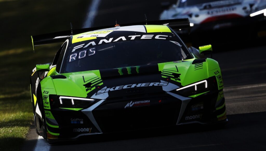 Valentino Rossi se rachète en course 1 à Magny Cours