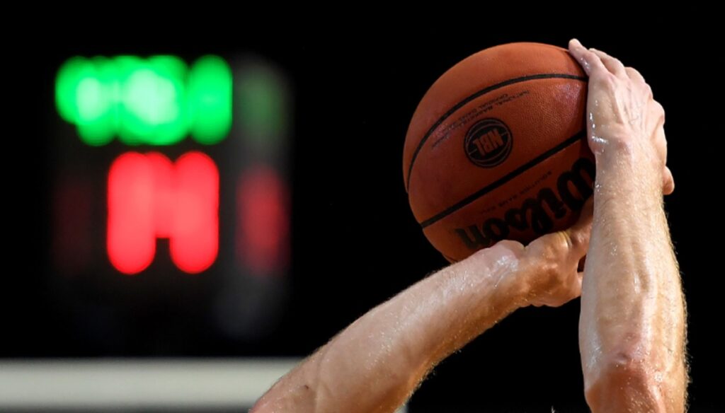 Alvise Sarto met la pression sur Virtus Bologna