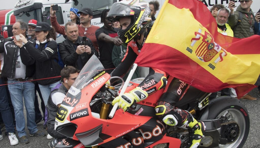 SBK, Alvaro Bautista réalise son rêve en tant que Pecco Bagnaia