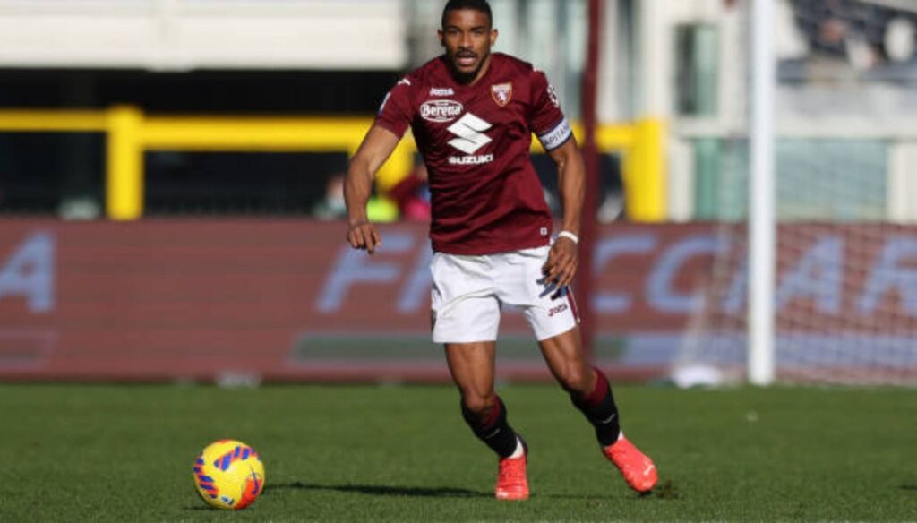 La Juventus bat l’Inter dans la course au Bremer