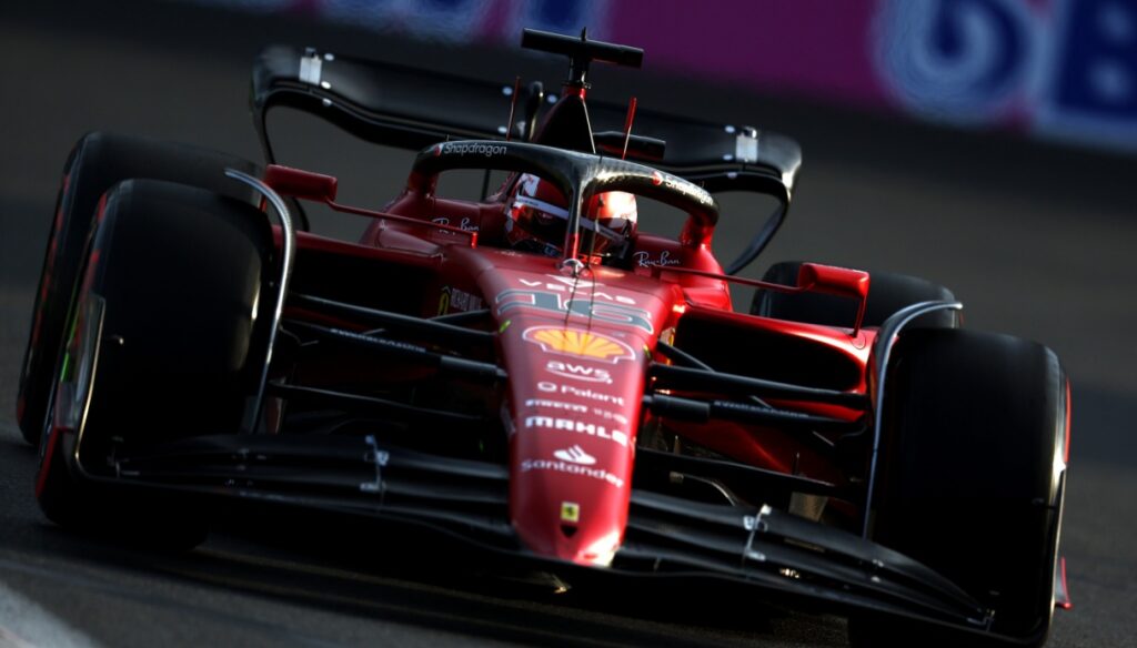 GP d’Azerbaïdjan, essais officiels : pole position pour Leclerc, Perez devant Verstappen.