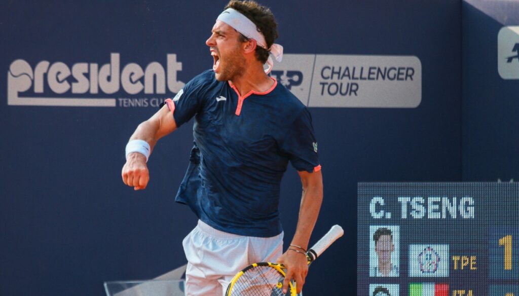 L’Italie s’accroche à Marco Cecchinato