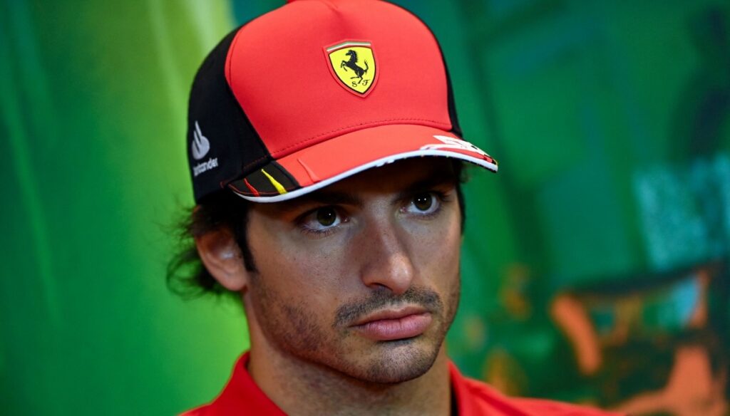 F1, Ferrari : Carlos Sainz sait ce qui l’a retenu