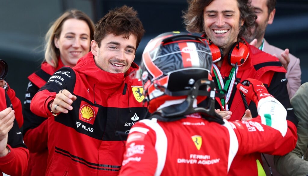 Leclerc triomphe à Silverstone : il est le frère de Charles