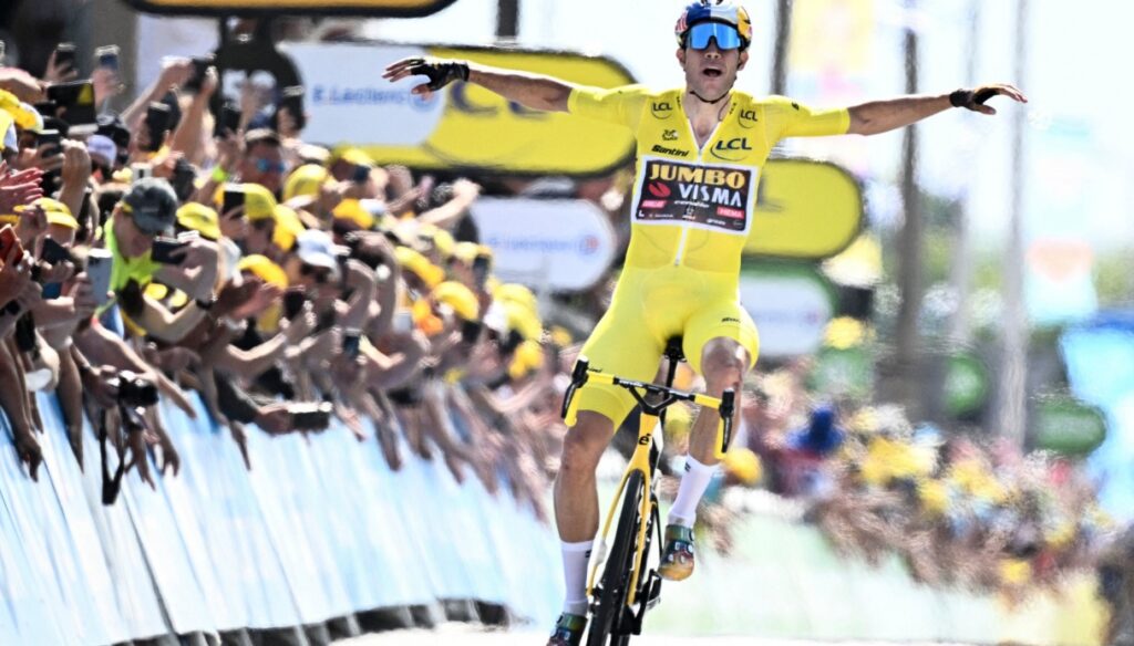 Tour de France, Wout van Aert prend sa revanche en jaune
