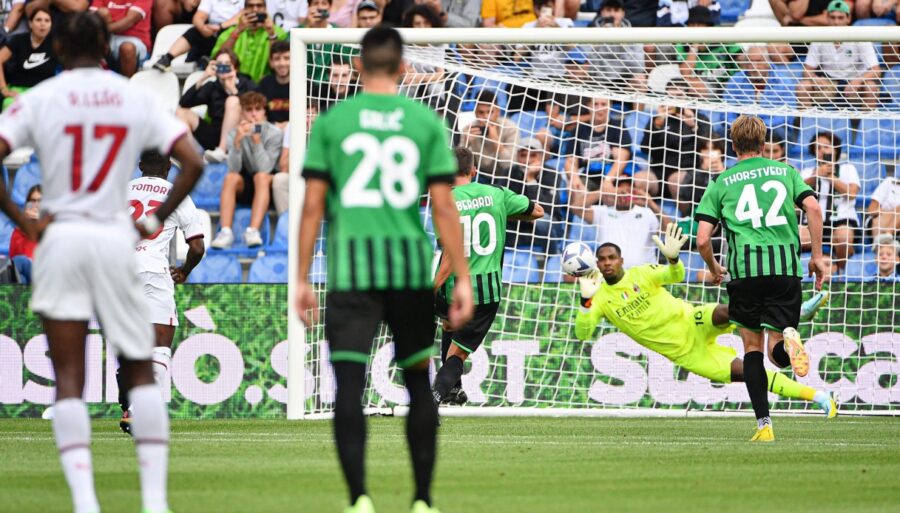 Milan déçoit avec Sassuolo, Maignan sauve Pioli