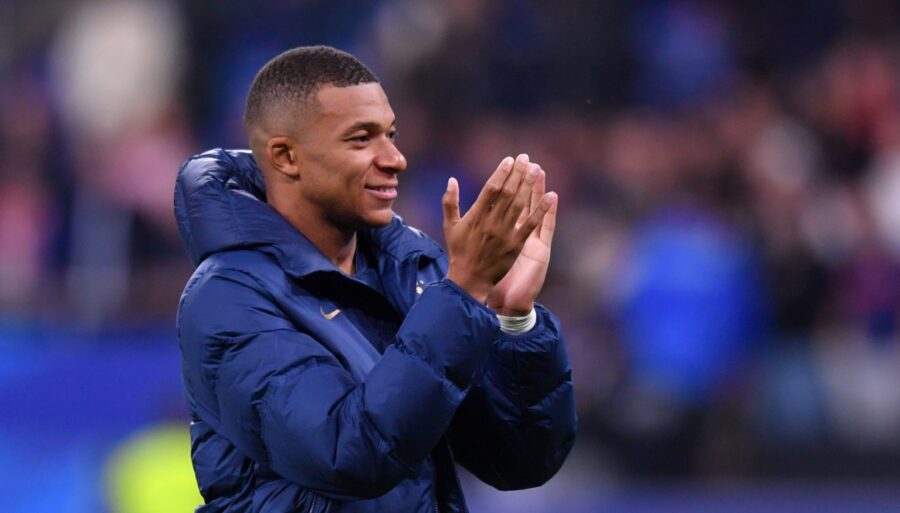 PSG : Kylian Mbappé clarifie son avenir