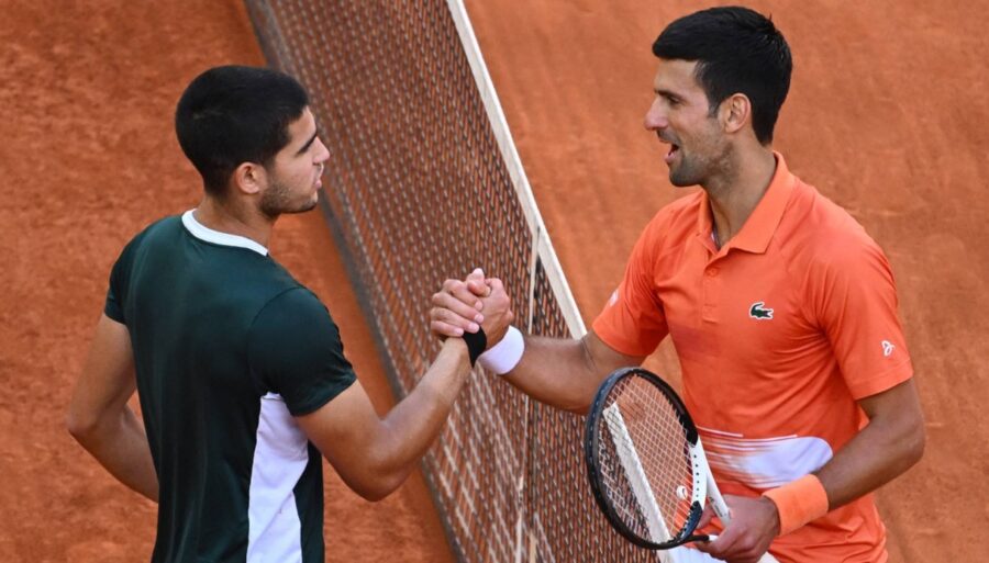 Novak Djokovic fait l’éloge de Carlos Alcaraz : « C’est incroyable ce qu’il a accompli ».