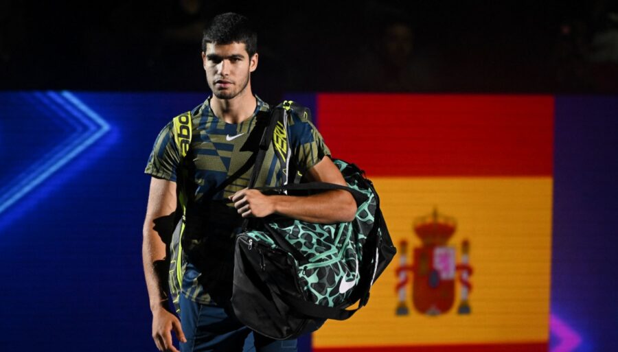 Carlos Alcaraz parle franchement de la longue absence de Rafa Nadal