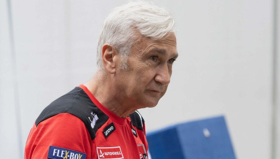 Ducati, Davide Tardozzi tempère l’enthousiasme :  » Quelque chose que nous n’aimons pas « .