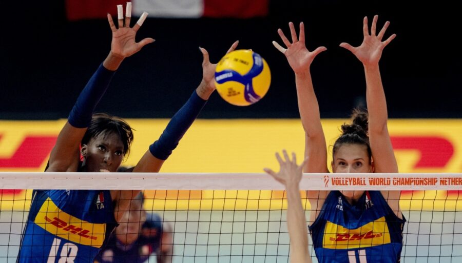 Une super Paola Egonu entraîne l’Italie : c’est le bronze !