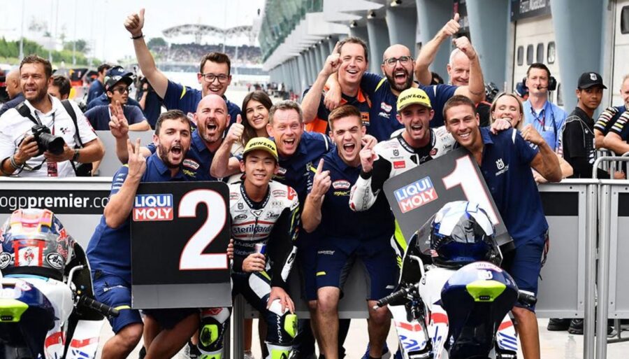 Max Biaggi exulte d’abord, puis annonce ses adieux au Moto3