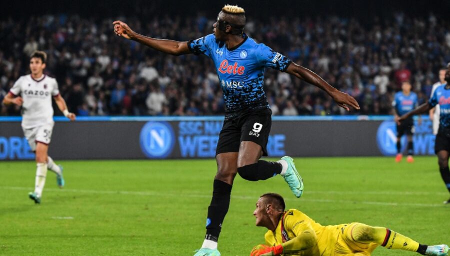 L’agent de Victor Osimhen prévient Naples