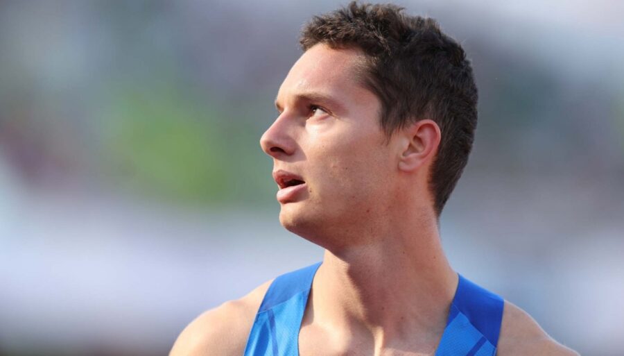 Filippo Tortu joue le rôle de Pietro Mennea.