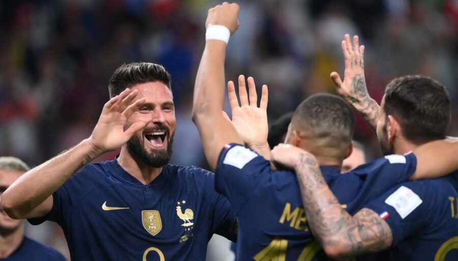 La France à l’italienne : Giroud et Rabiot éliminent l’Australie