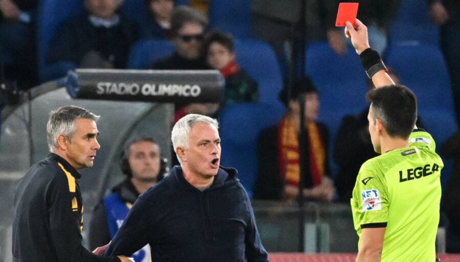 Serie A, trois disqualifiés. Sting pour José Mourinho