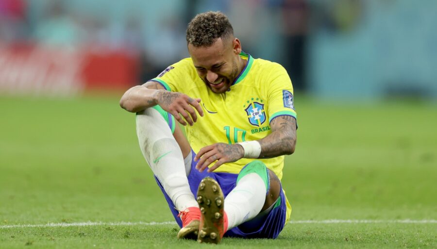 Brésil, blessure de Neymar : le champion de greenoroan brise son silence