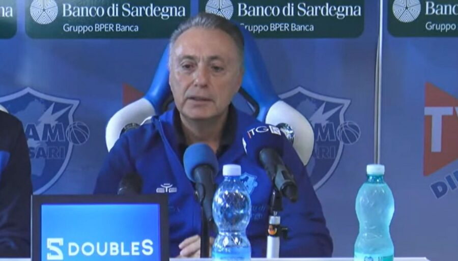 Dinamo Sassari, Bucchi lance un appel à ses joueurs