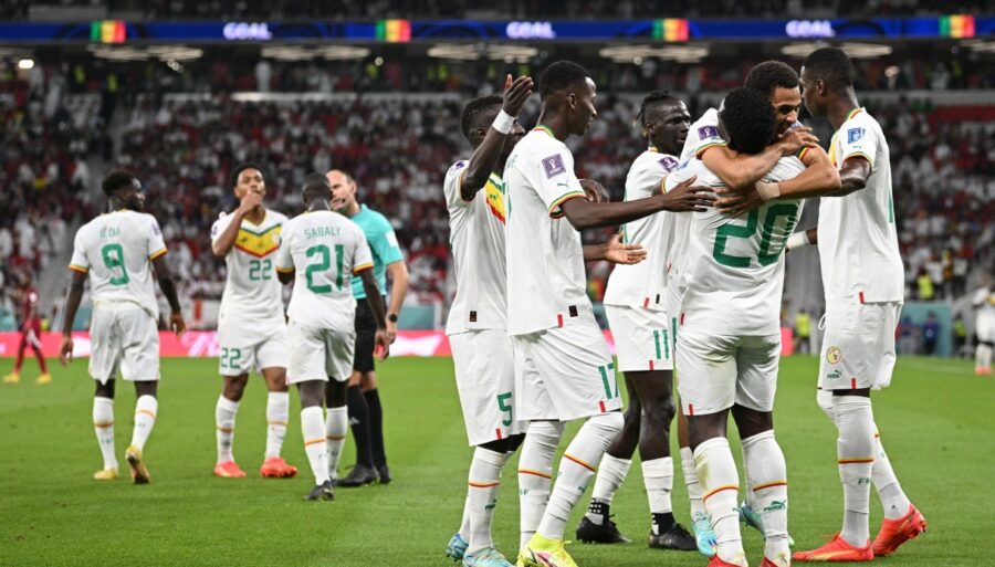 Première joie pour l’Afrique : le Sénégal se relance avec un trio