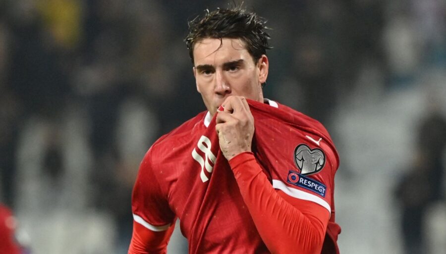 Serbie et Vlahovic convainquent, Belgique flop avec l’Egypte