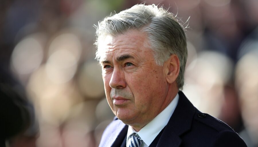 Leo Messi, Carlo Ancelotti ne se joint pas au chœur