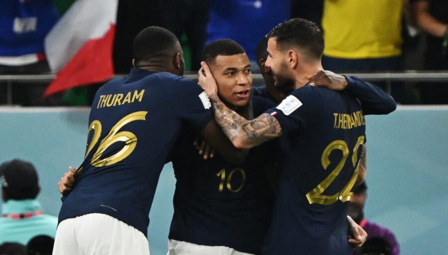 La France trop forte : Giroud et Mbappé éliminent la Pologne