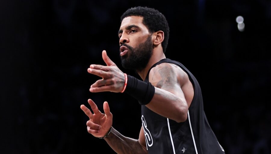 Kyrie Irving rend Zlatan Ibrahimovic heureux