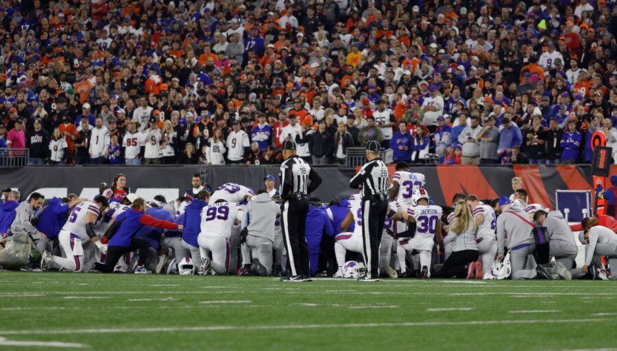 La NFL sous le choc : Damar Hamlin s’effondre sur le terrain, grave