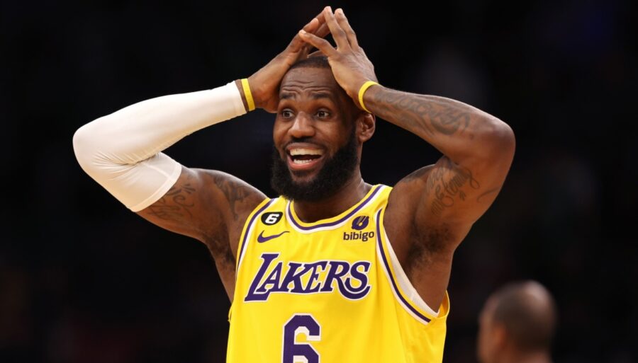 NBA, LeBron James explique : « Je ne suis pas encore en forme ».