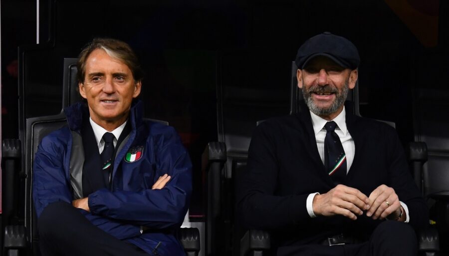 Gianluca Vialli, Roberto Mancini rompt le silence : « Je continue pour lui ».