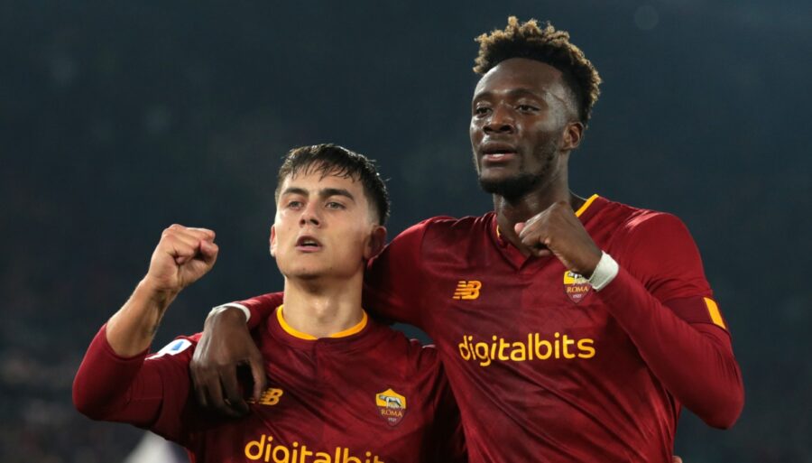 Abraham-Dybala primé, la Roma domine la Fiorentina