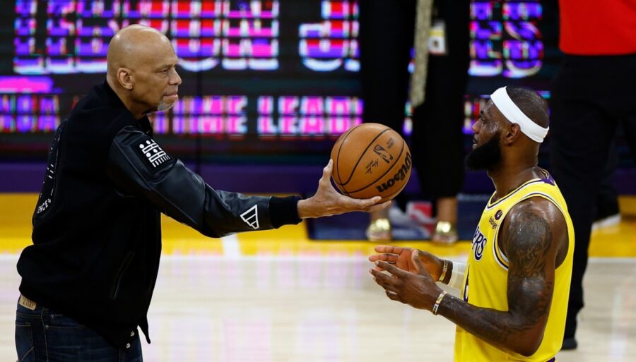 NBA : LeBron James entre dans l’histoire : il est le meilleur marqueur de tous les temps
