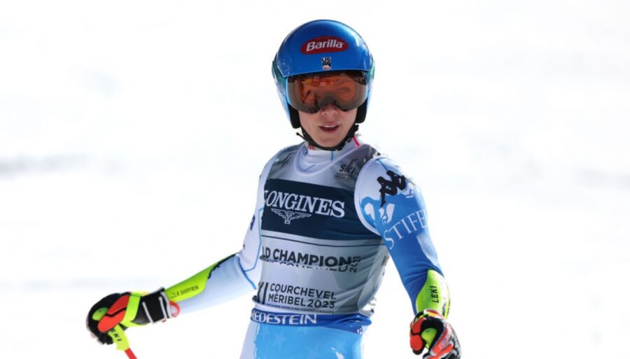 Slalom, Mikaela Shiffrin à mi-parcours