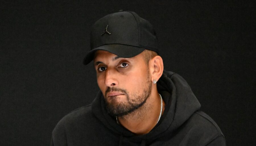 Nick Kyrgios s’en prend aux anciennes gloires du tennis.