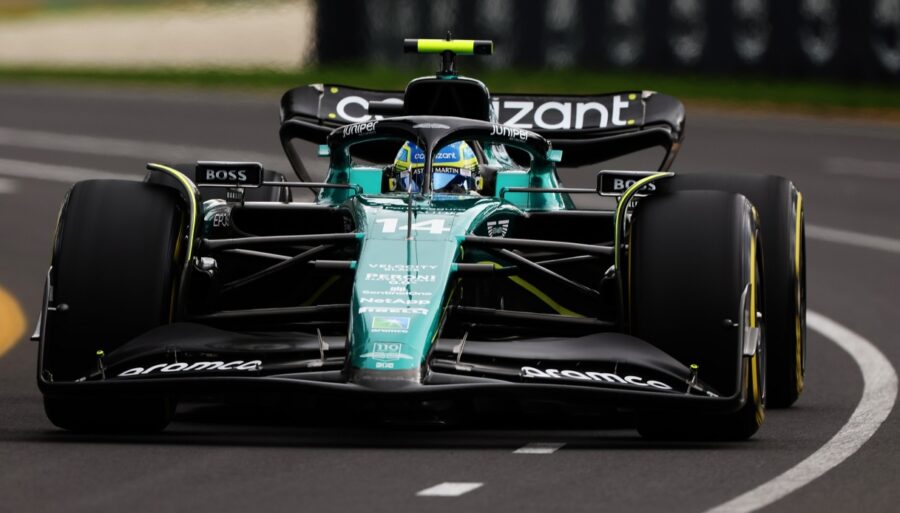 GP d’Australie : Fernando Alonso d’abord sous la pluie, puis Leclerc
