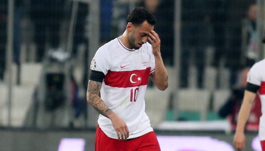 Hakan Calhanoglu manquera les cinq prochains matches de l’Inter