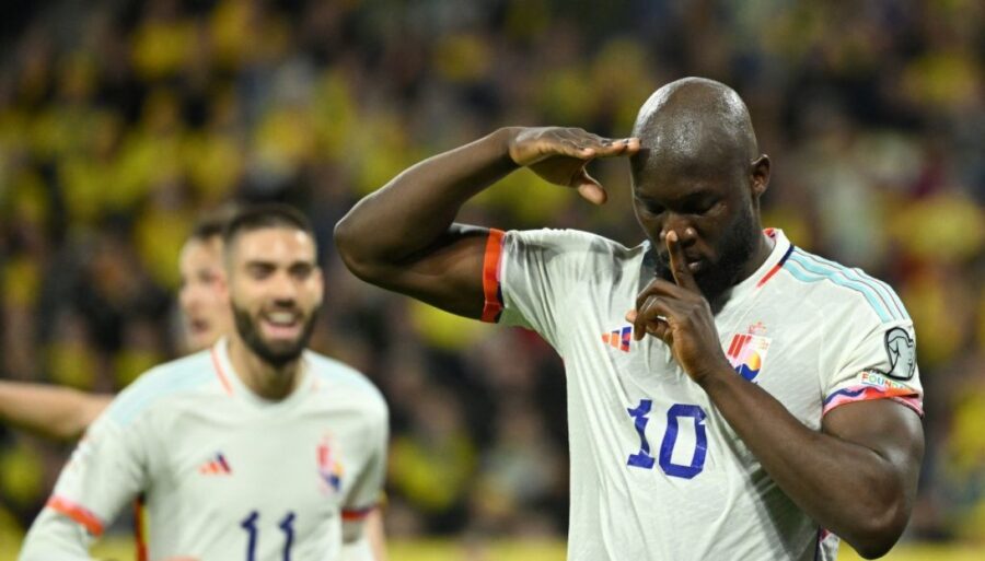 Lukaku fait taire Ibra à trois reprises, la France joue au poker