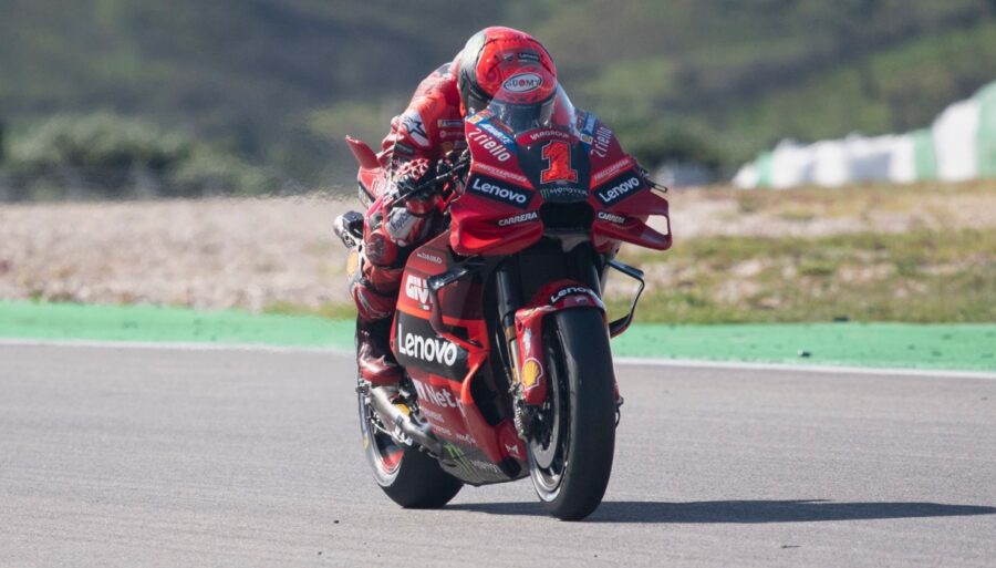 MotoGp, essais de Portimao : Pecco Bagnaia brille, Marc Marquez souffre