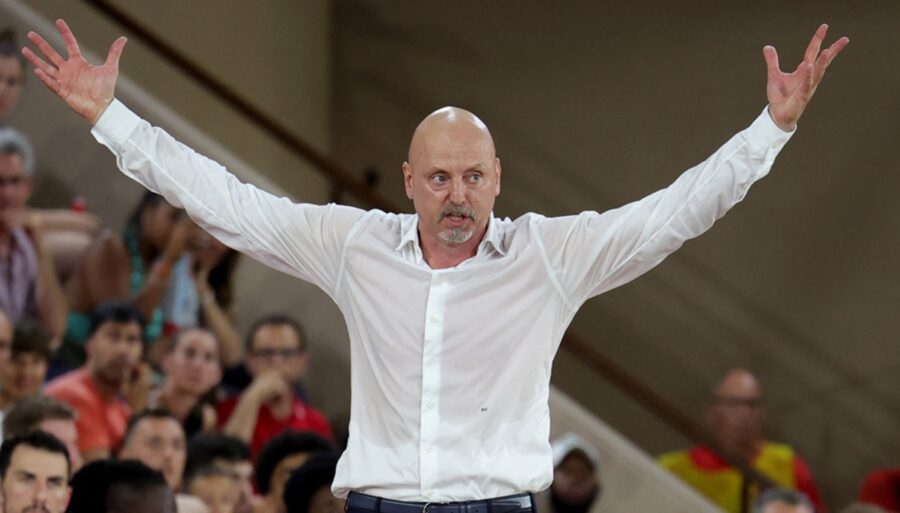 Virtus Bologna vaincu, Sasa Obradovic célèbre la défense monégasque