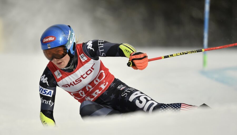 Are, Shiffrin prend un départ dominant. Brignone quatrième, Bassino et Goggia derrière