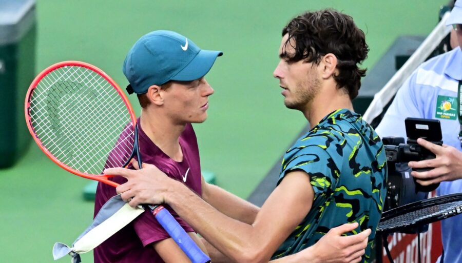 Indian Wells, Jannik Sinner en demi-finale : maintenant Carlos Alcaraz