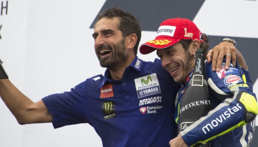 Marco Bezzecchi, Flamigni : « Pointilleux comme Valentino Rossi ».